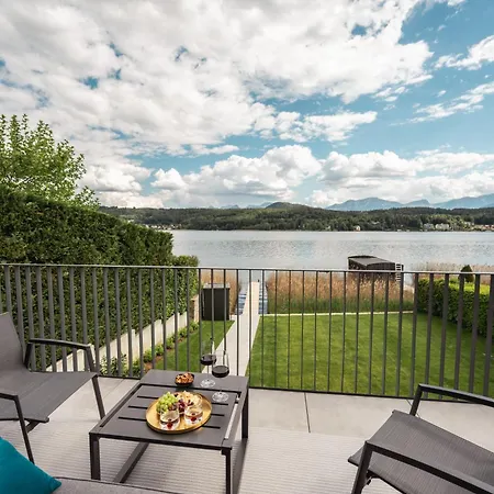 Villa Seegefluester Velden am Wörthersee