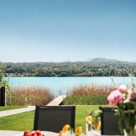 Villa Seegefluester Velden am Wörthersee