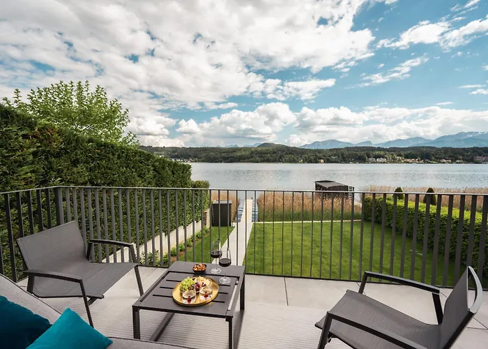 Villa Seegefluester Velden am Wörthersee