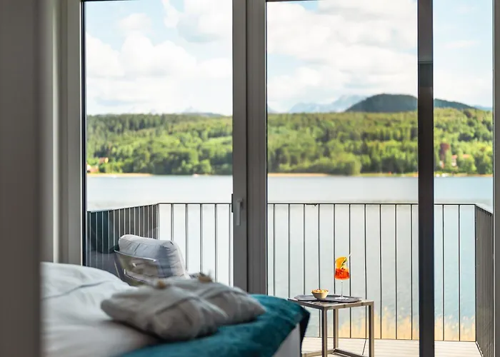 Villa Seegefluester Velden am Wörthersee