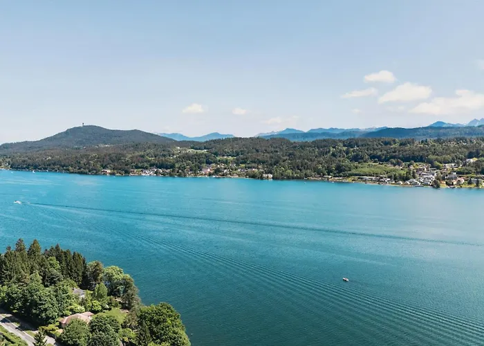 Seegefluester Villa Velden am Wörthersee