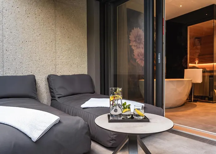 Seegefluester Villa Velden am Woerthersee